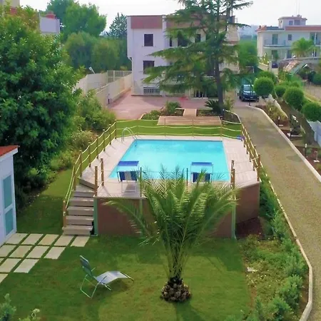 La Dimora Bed & Breakfast