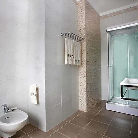 La Dimora Bed & Breakfast 3*